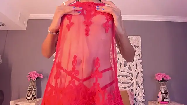 Snapshot of AuroraPinkk chatting on 5, 11, 2025 AuroraPinkk online show from 5, 11, 2025