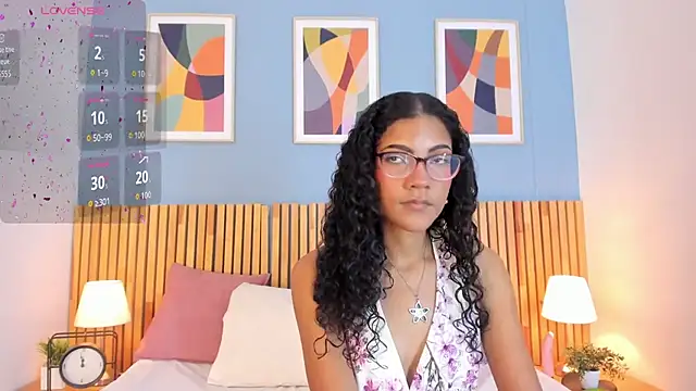 Snapshot of AuroraPinkk chatting on 16, 12, 2025 AuroraPinkk online show from 16, 12, 2025