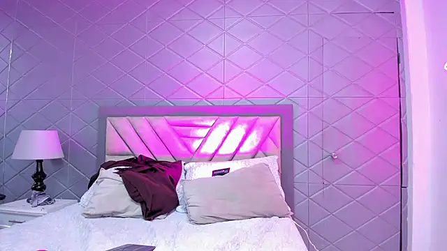 ViolettRouse online show from 14, 12, 2025