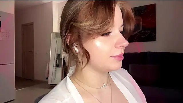 Snapshot of Babymoney_2007 chatting on 15, 12, 2025 Babymoney 2007 online show from 15, 12, 2025