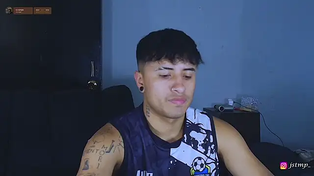 Snapshot of jhon_mendoza_ chatting on 27, 10, 2025 jhon mendoza  online show from 27, 10, 2025