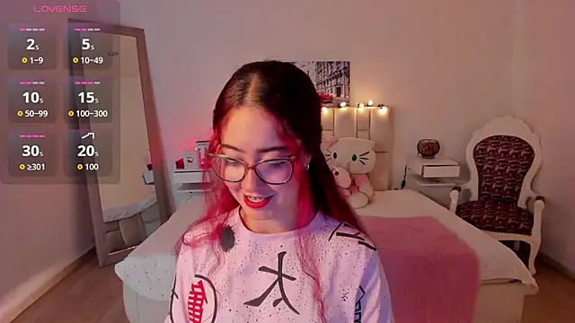 Amaraa couper1 online show from 5, 11, 2025