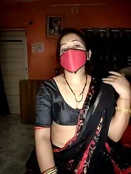 Snapshot of Dipu_cute chatting on 4, 11, 2025 Dipu cute online show from 4, 11, 2025