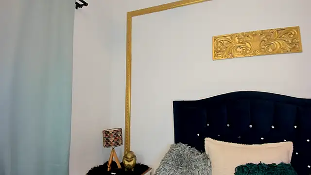 Snapshot of Inaya_Khalifa chatting on 15, 5, 2026 Inaya Khalifa online show from 15, 5, 2026