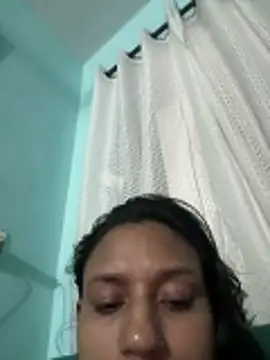 Snapshot of heenashai chatting on 4, 11, 2025 heenashai online show from 4, 11, 2025