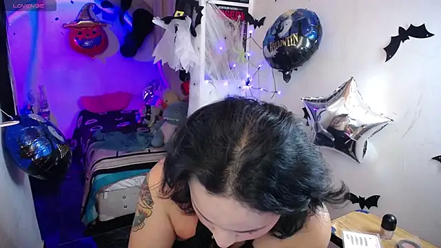 Snapshot of Ladyswap chatting on 21, 10, 2025 Ladyswap online show from 21, 10, 2025