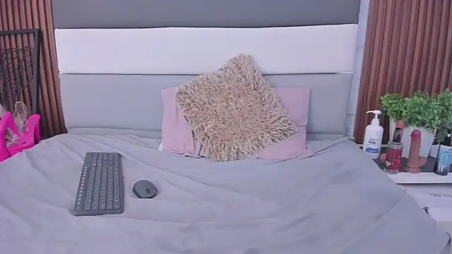 TAYLORMEYER1 online show from 29, 11, 2025