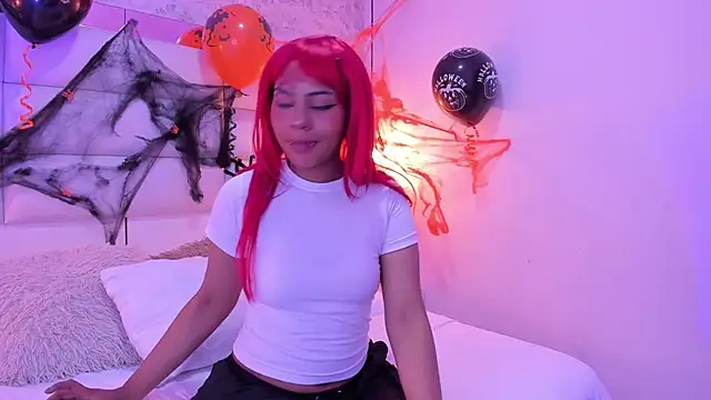 Snapshot of Sofia_clk chatting on 31, 10, 2025 Sofia clk online show from 31, 10, 2025