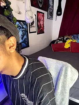 Snapshot of lukaOnline_ chatting on 24, 10, 2025 lukaOnline online show from 24, 10, 2025