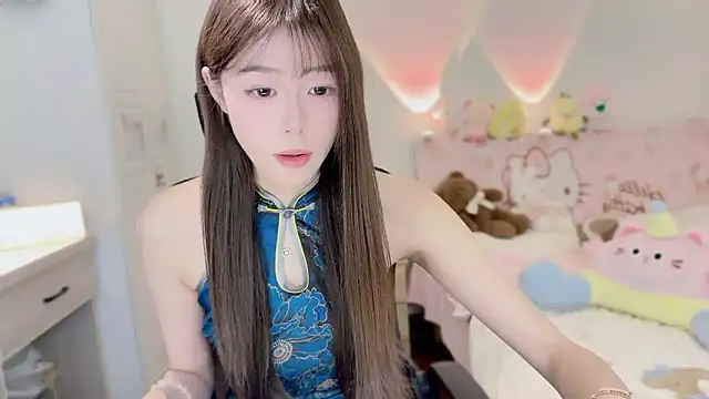 Onecutelittle online show from 3, 11, 2025