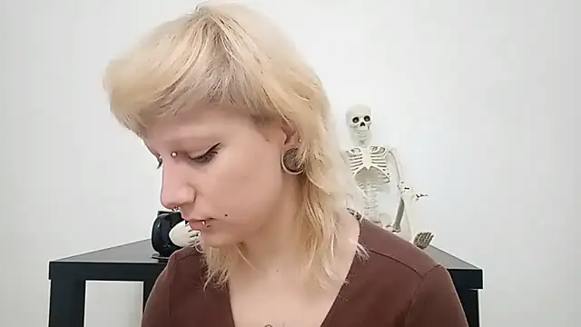 VetaBeghtol online show from 24, 11, 2025