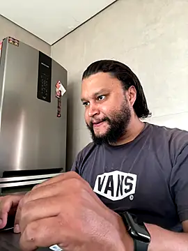 Snapshot of LoboCachorro chatting on 30, 10, 2025 LoboCachorro online show from 30, 10, 2025