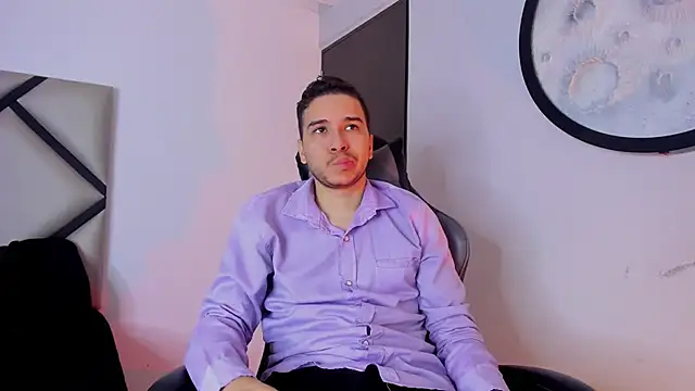 Snapshot of mike_257 chatting on 23, 10, 2025 mike 257 online show from 23, 10, 2025