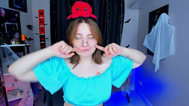 Snapshot of fairy_tara chatting on 2, 11, 2025 fairy tara online show from 2, 11, 2025