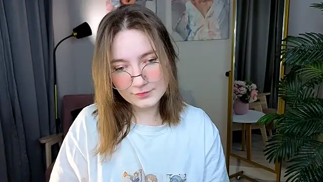 Snapshot of fairy_tara chatting on 30, 11, 2025 fairy tara online show from 30, 11, 2025