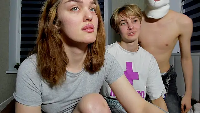 EmiliaRhodes online show from 8, 2, 2026