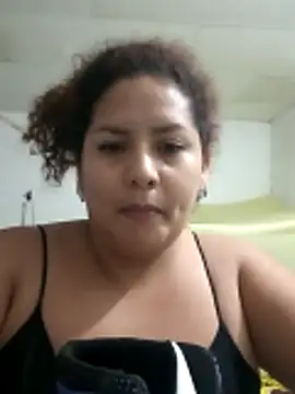 Snapshot of chikis12_ chatting on 26, 11, 2025 chikis12 online show from 26, 11, 2025