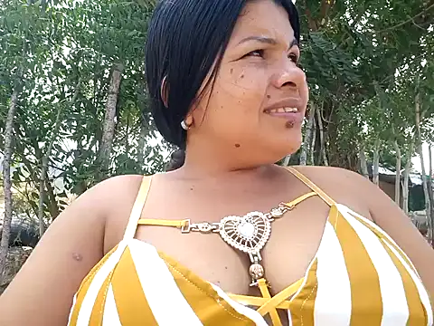 Snapshot of kata_rosales chatting on 7, 11, 2025 kata rosales online show from 7, 11, 2025