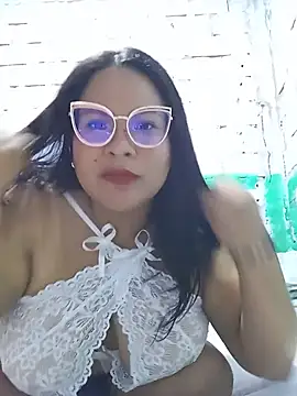 Snapshot of celeste122595 chatting on 28, 5, 2026 celeste122595 online show from 28, 5, 2026