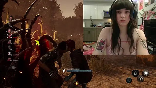 Snapshot of Trickylucy555 chatting on 15, 11, 2025 Trickylucy555 online show from 15, 11, 2025