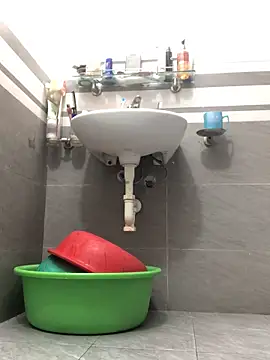 HinayLa online show from 11, 3, 2026