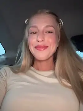 kira mia online show from 2, 3, 2026