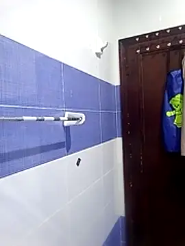 Snapshot of SandyAmr chatting on 5, 11, 2025 SandyAmr online show from 5, 11, 2025