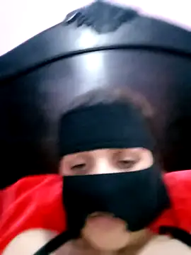 Snapshot of SandyAmr chatting on 18, 11, 2025 SandyAmr online show from 18, 11, 2025