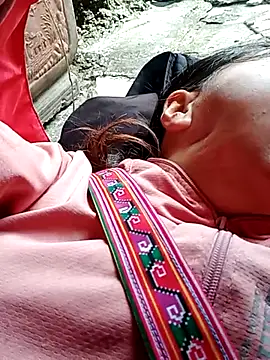 Snapshot of suka-bibi chatting on 14, 12, 2025 suka-bibi online show from 14, 12, 2025