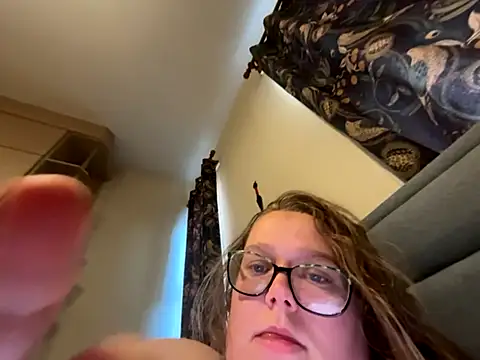 Scarletcum22 online show from 30, 10, 2025