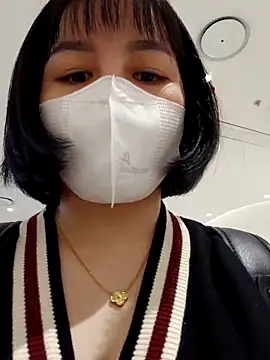 Snapshot of Mina-02 chatting on 1, 11, 2025 Mina-02 online show from 1, 11, 2025