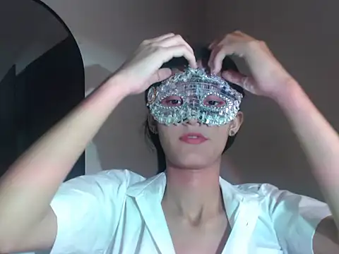 Hottie hania online show from 12, 11, 2025