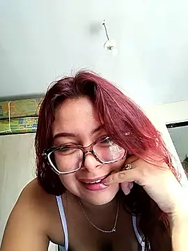 Snapshot of AfroditaSweet@xh chatting on 18, 12, 2025 AfroditaSweetxh online show from 18, 12, 2025