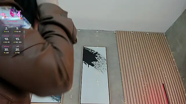 Lily Vale online show from 6, 1, 2026