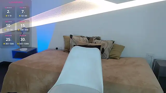 Snapshot of Jazmin_win chatting on 9, 11, 2025 Jazmin win online show from 9, 11, 2025