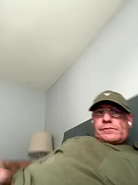 Kneetoe2025 online show from 18, 12, 2025