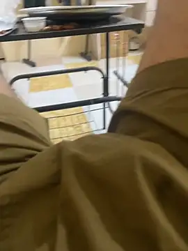 Snapshot of shyiiiiiiiiiii chatting on 15, 12, 2025 shyiiiiiiiiiii online show from 15, 12, 2025