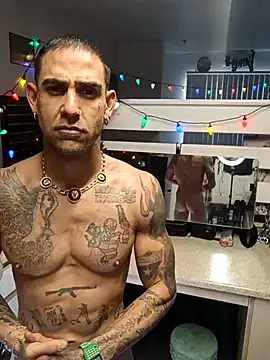 Snapshot of alphacloudGod chatting on 17, 12, 2025 alphacloudGod online show from 17, 12, 2025