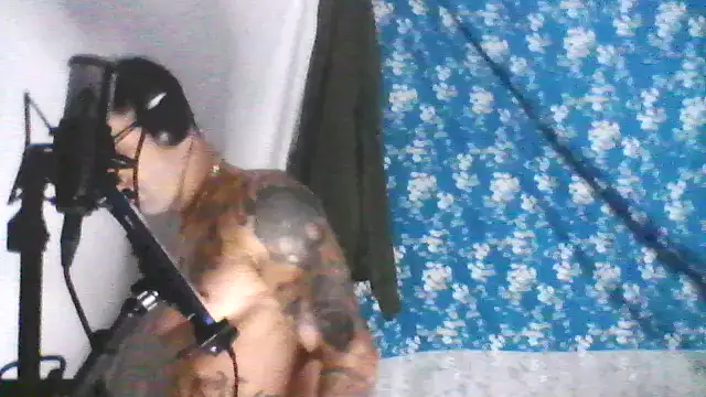 Snapshot of alphacloudGod chatting on 2, 3, 2026 alphacloudGod online show from 2, 3, 2026