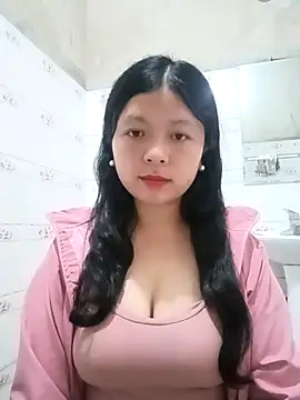 Snapshot of lisa-bae00 chatting on 23, 4, 2026 lisa-bae00 online show from 23, 4, 2026