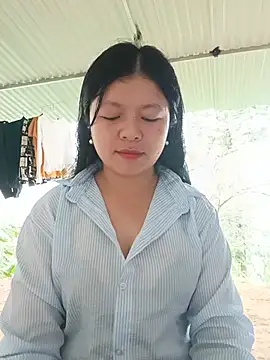 Snapshot of lisa-bae00 chatting on 17, 5, 2026 lisa-bae00 online show from 17, 5, 2026