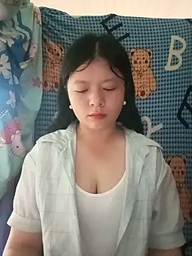 Snapshot of lisa-bae00 chatting on 19, 5, 2026 lisa-bae00 online show from 19, 5, 2026