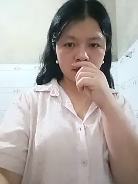Snapshot of lisa-bae00 chatting on 24, 5, 2026 lisa-bae00 online show from 24, 5, 2026