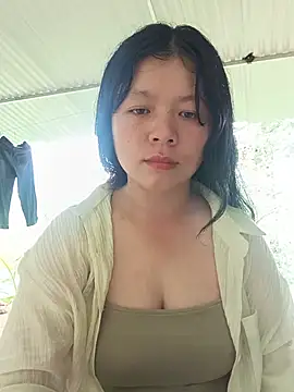 Snapshot of lisa-bae00 chatting on 5, 7, 2026 lisa-bae00 online show from 5, 7, 2026