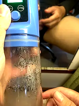 Snapshot of mrbigso22 chatting on 4, 11, 2025 mrbigso22 online show from 4, 11, 2025