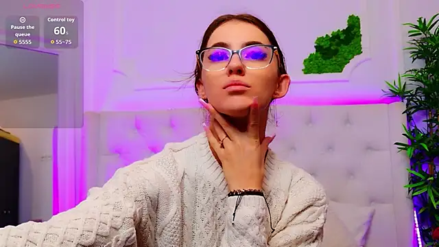 ElisaCharm online show from 25, 2, 2026