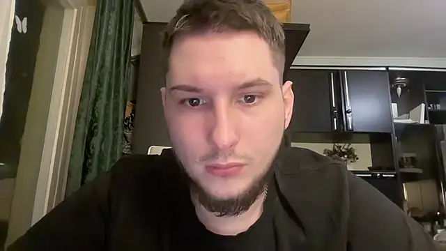 Snapshot of Pablo_benzoo chatting on 21, 10, 2025 Pablo benzoo online show from 21, 10, 2025