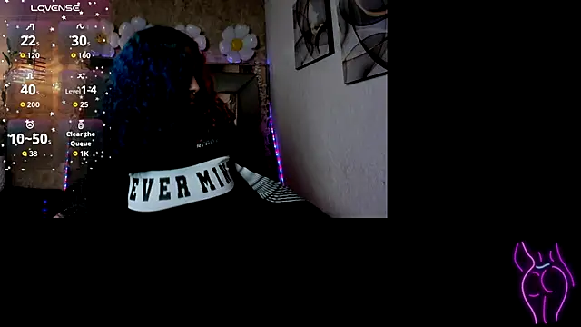 Snapshot of Cristall_ravven chatting on 4, 11, 2025 Cristall ravven online show from 4, 11, 2025