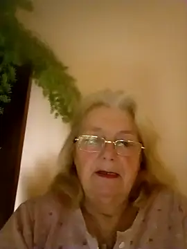 AmyLove353 online show from 13, 1, 2026