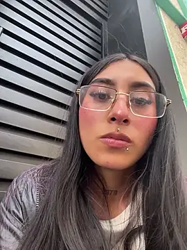 Violeet-Smith online show from 27, 10, 2025